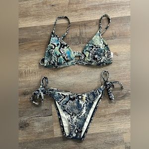 Bikini set 👙🌴
